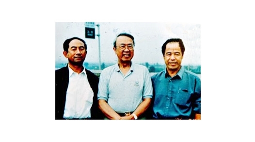 楊金泉、劉俊謙與聯(lián)合國副秘書長的合影